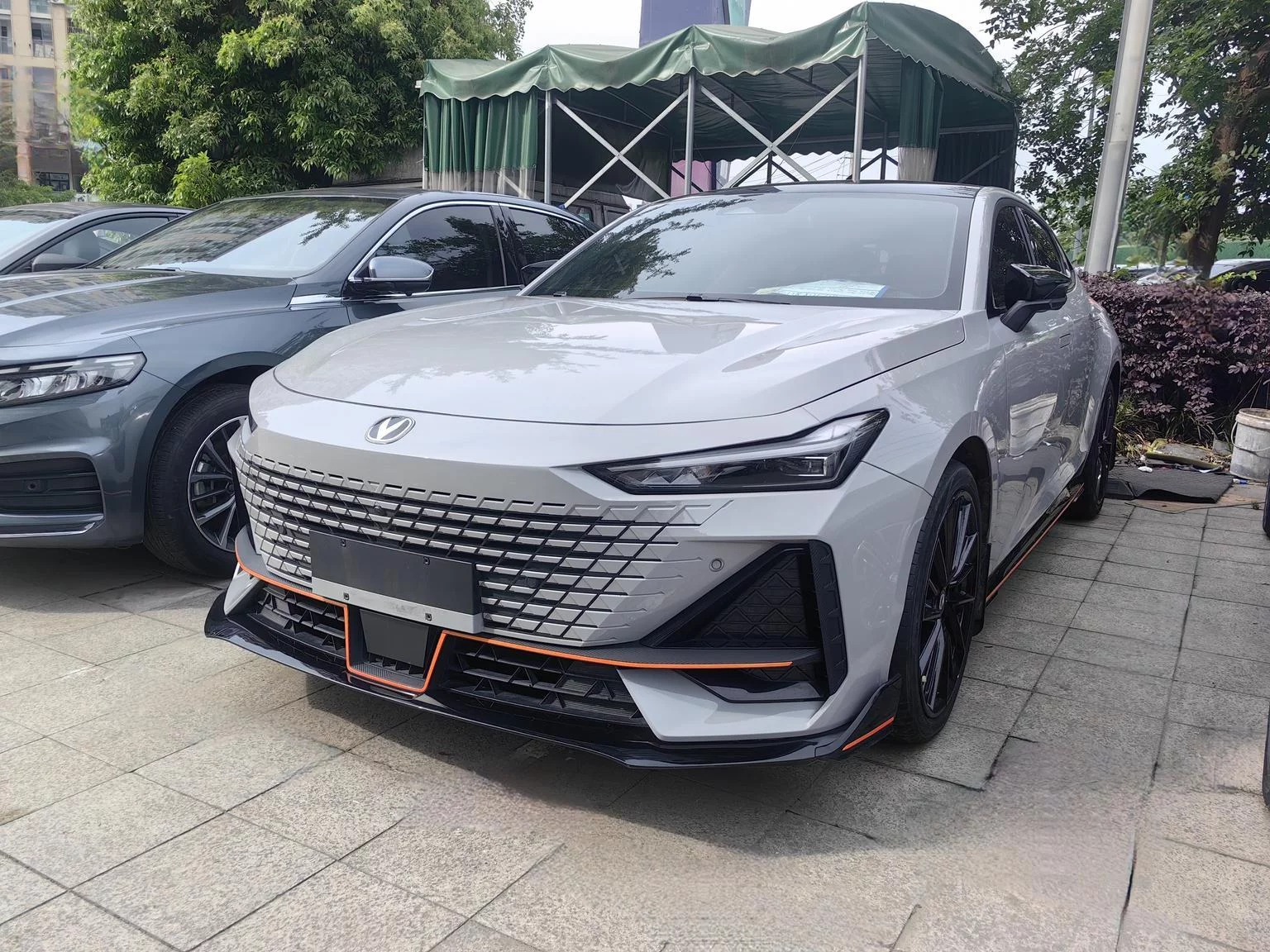 Changan UNI-V