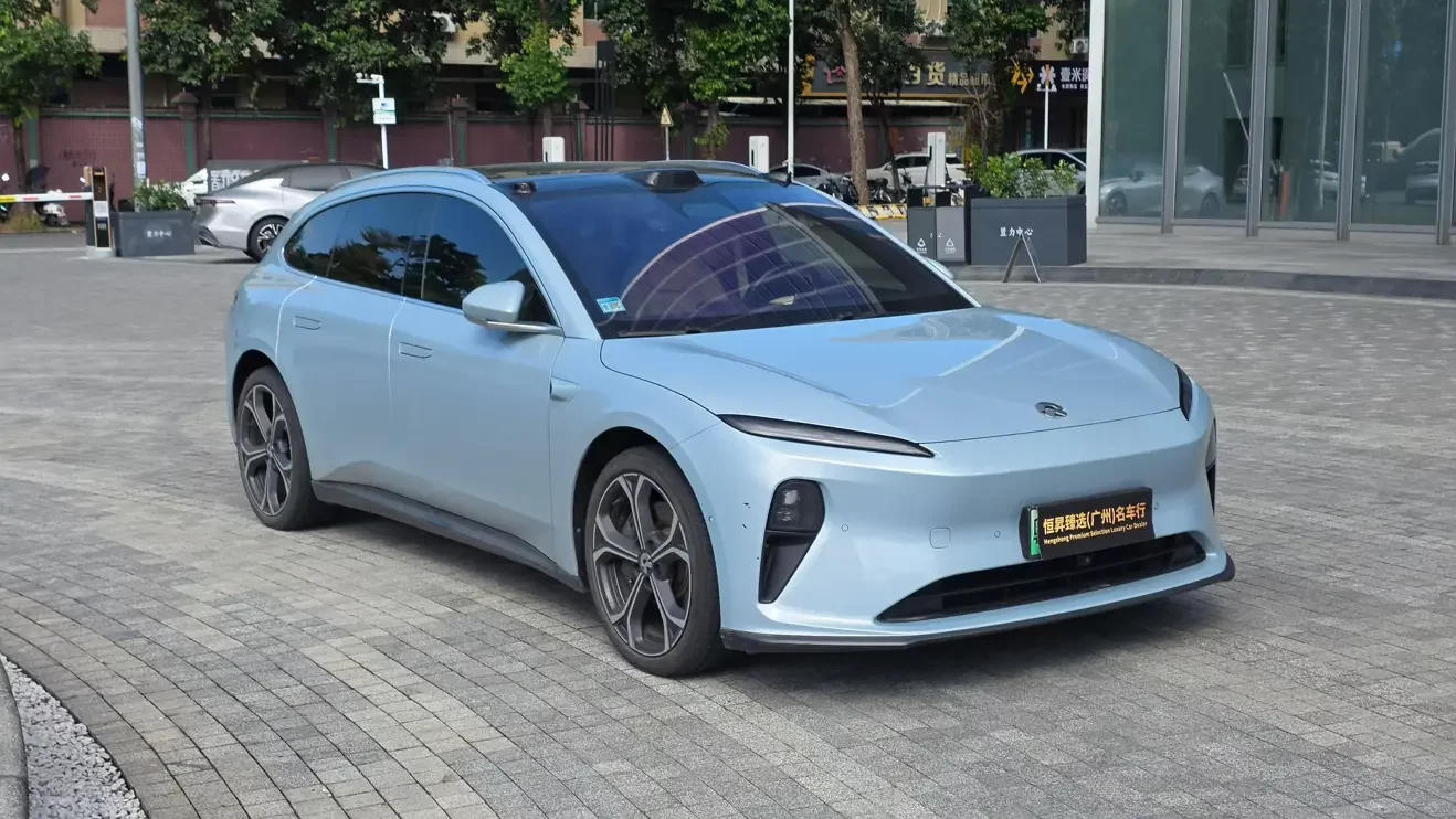 NIO ET5T
