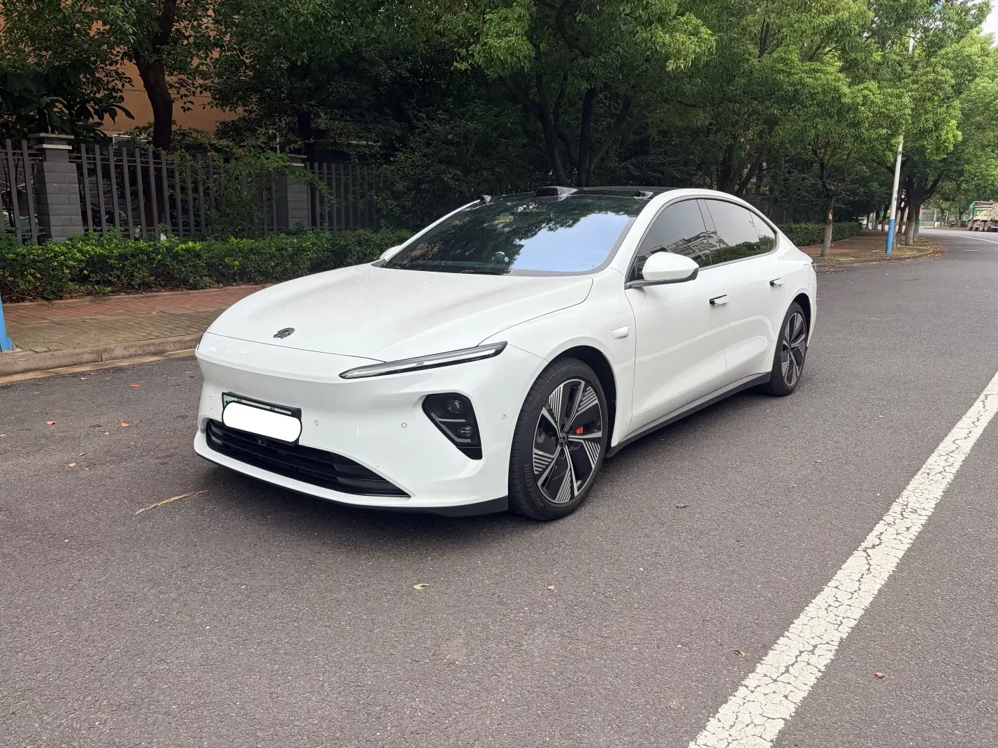 NIO ET7