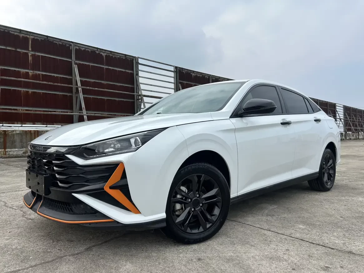Dongfeng Yixuan