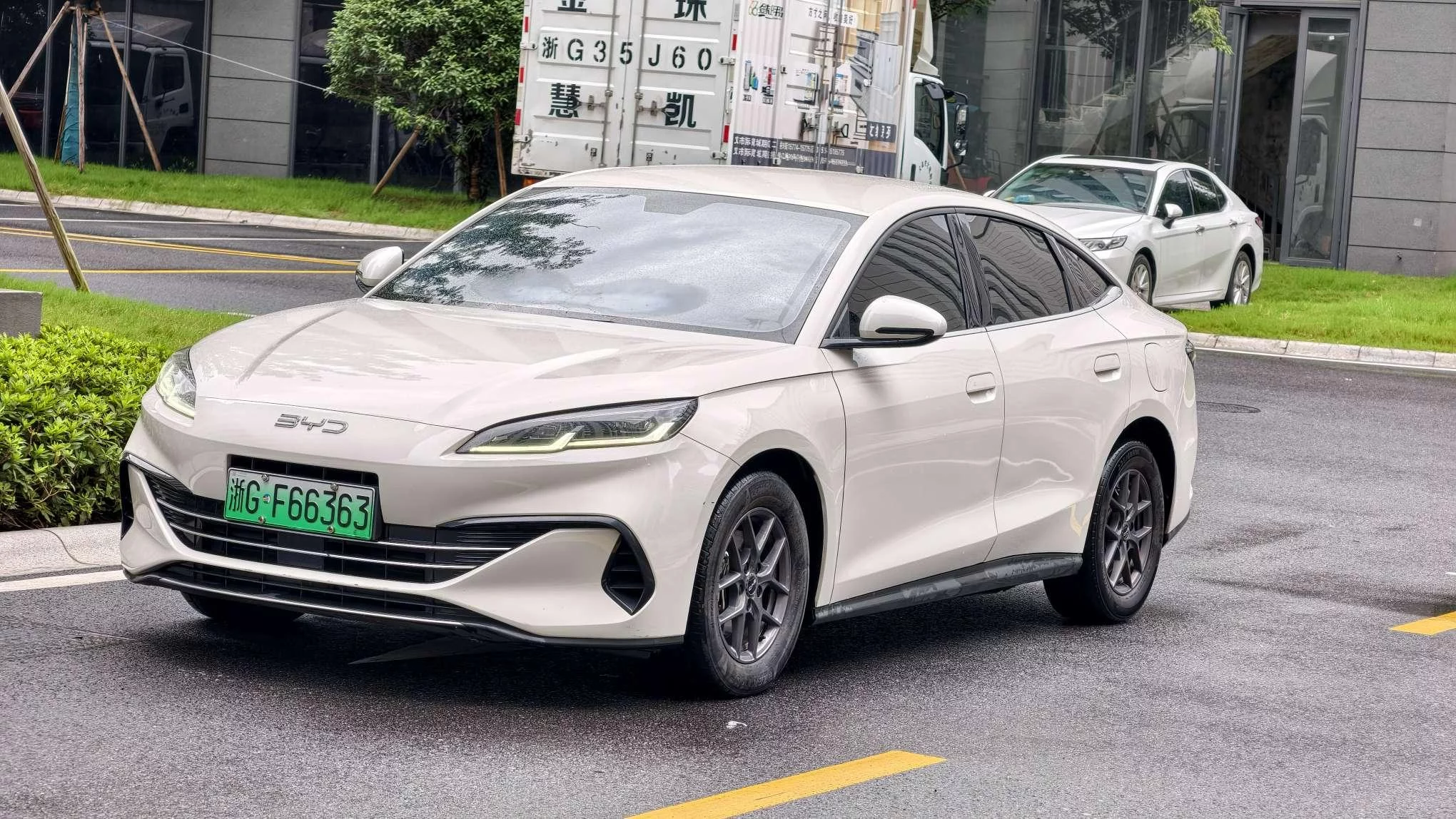 BYD Seal 06DM