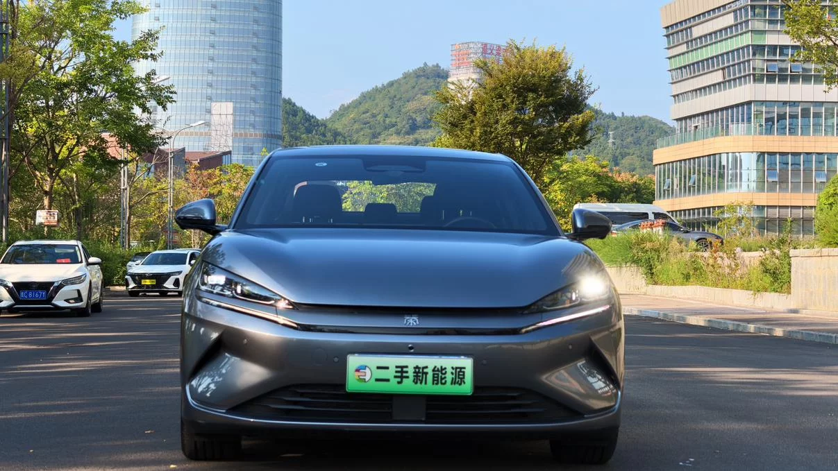 BYD Qin L EV