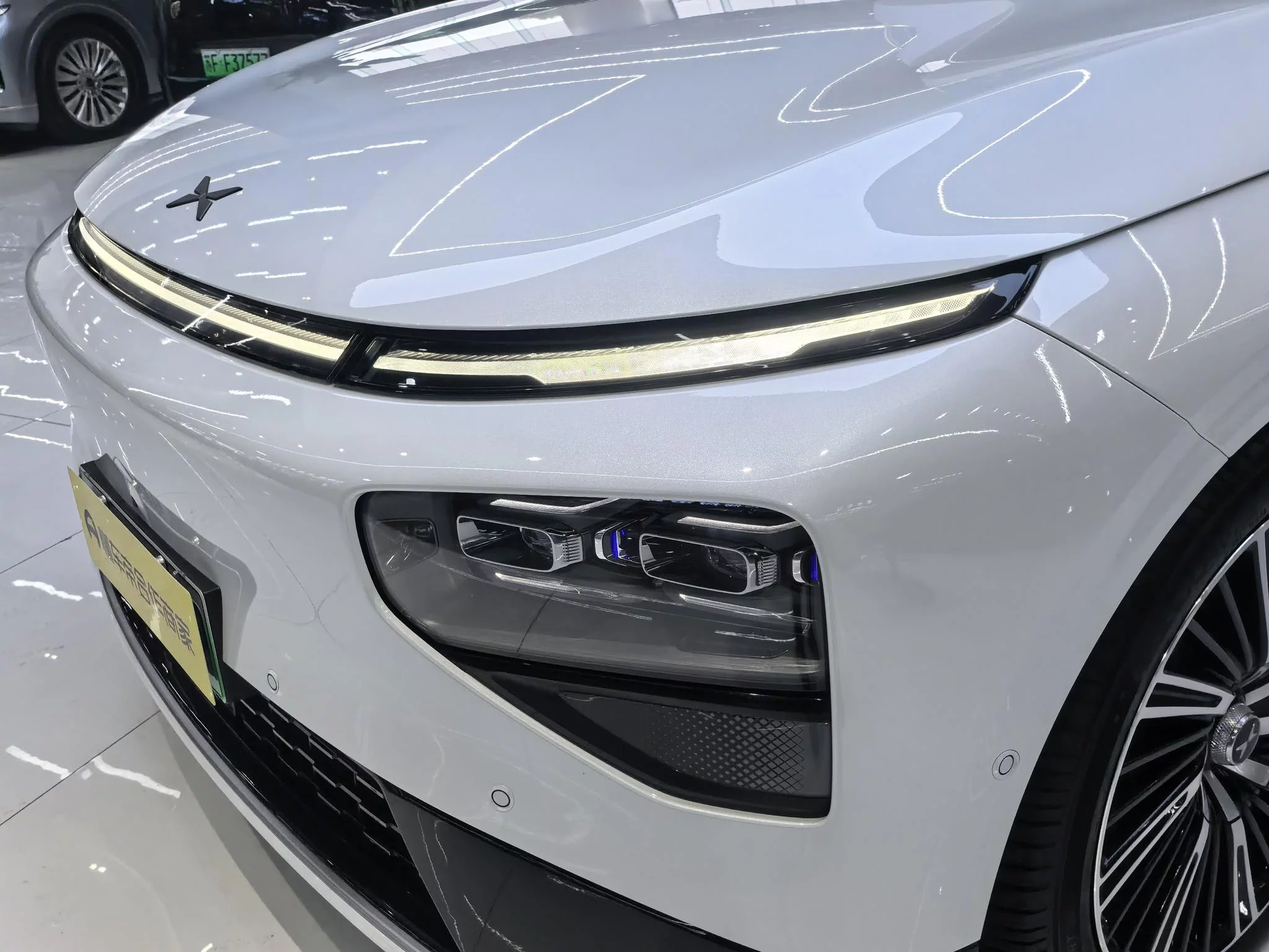 XPeng G9