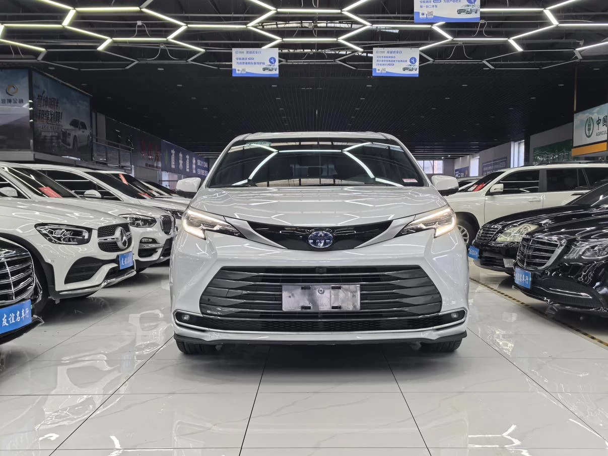 Toyota Sienna