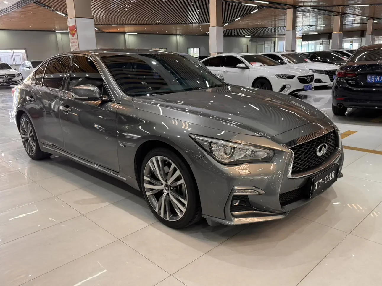 Infiniti Q50L