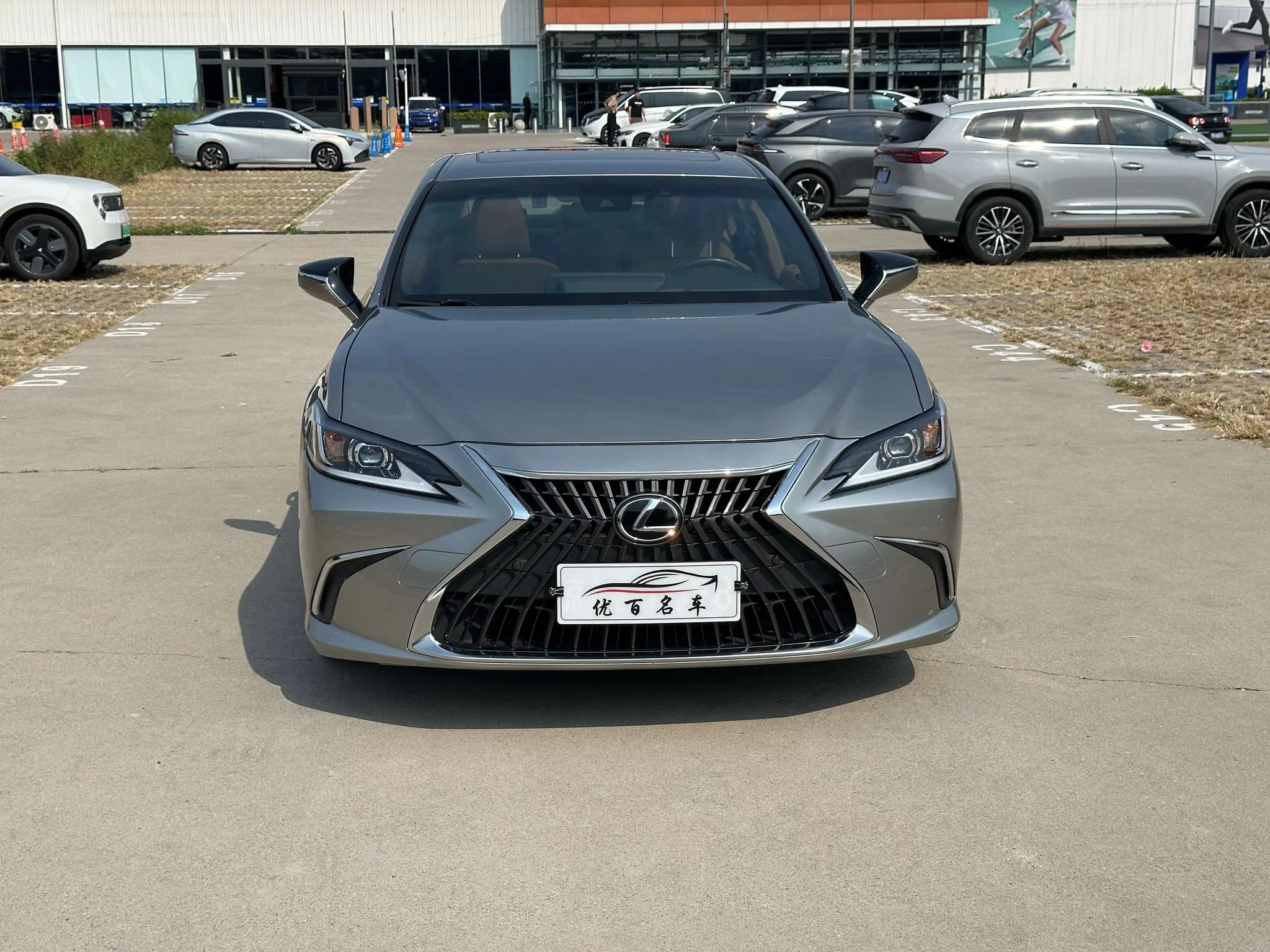 Lexus ES