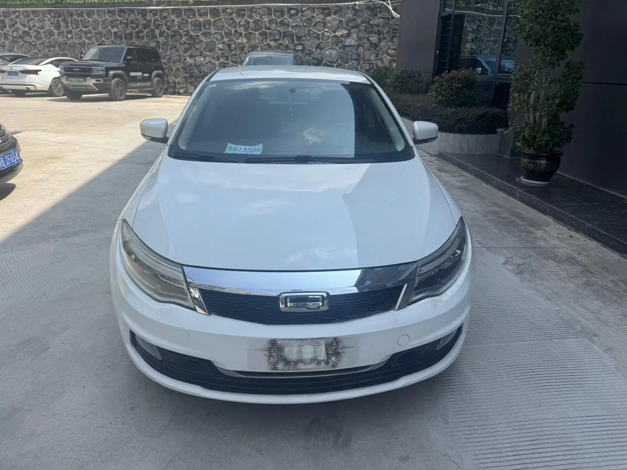 Qoros 3