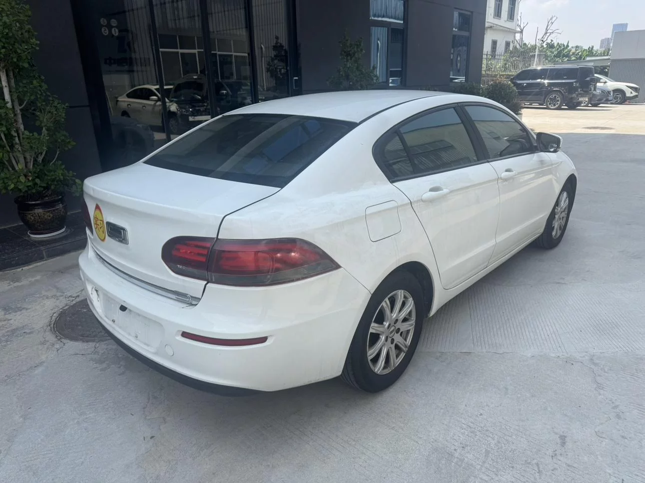 Qoros 3