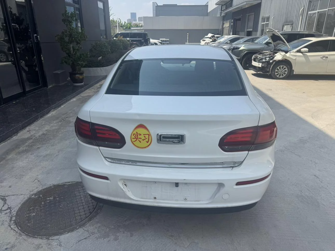 Qoros 3