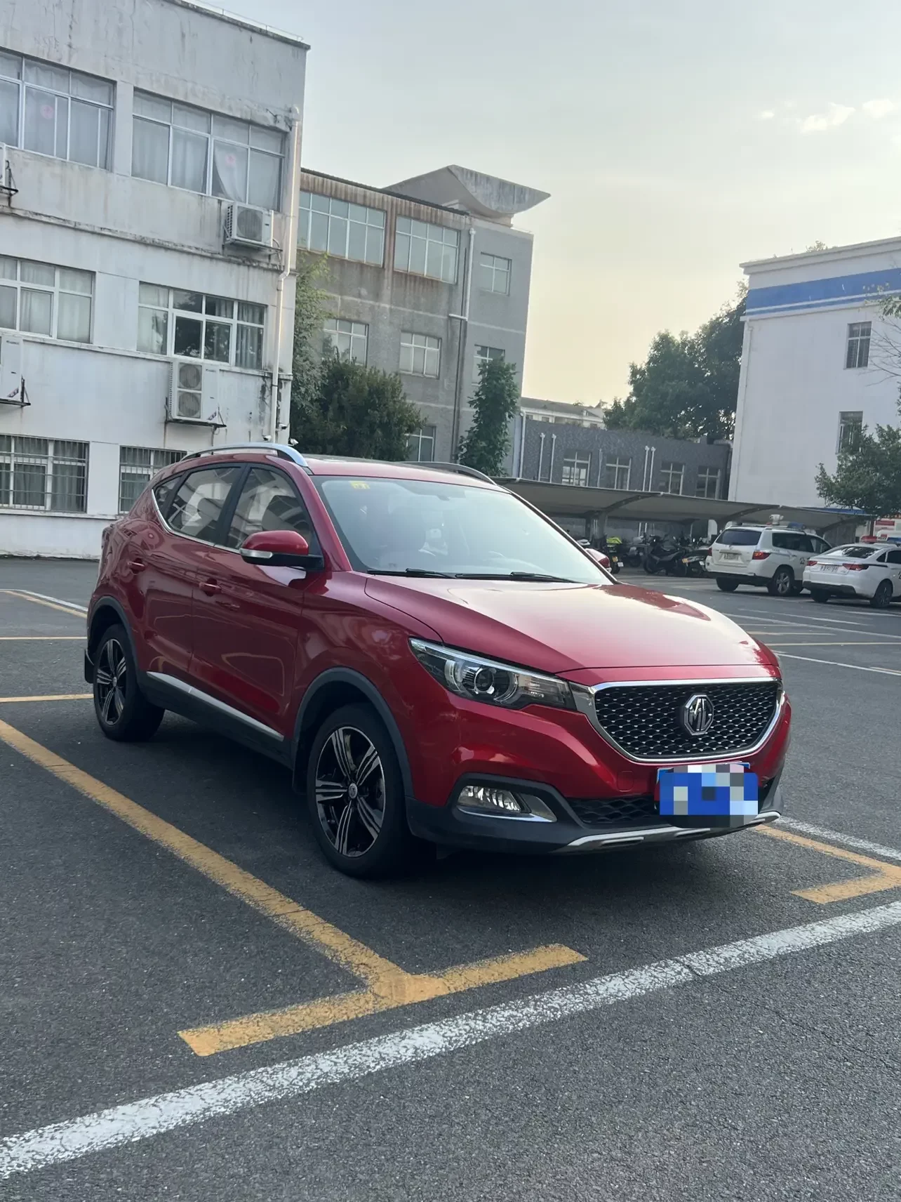 MG ZS
