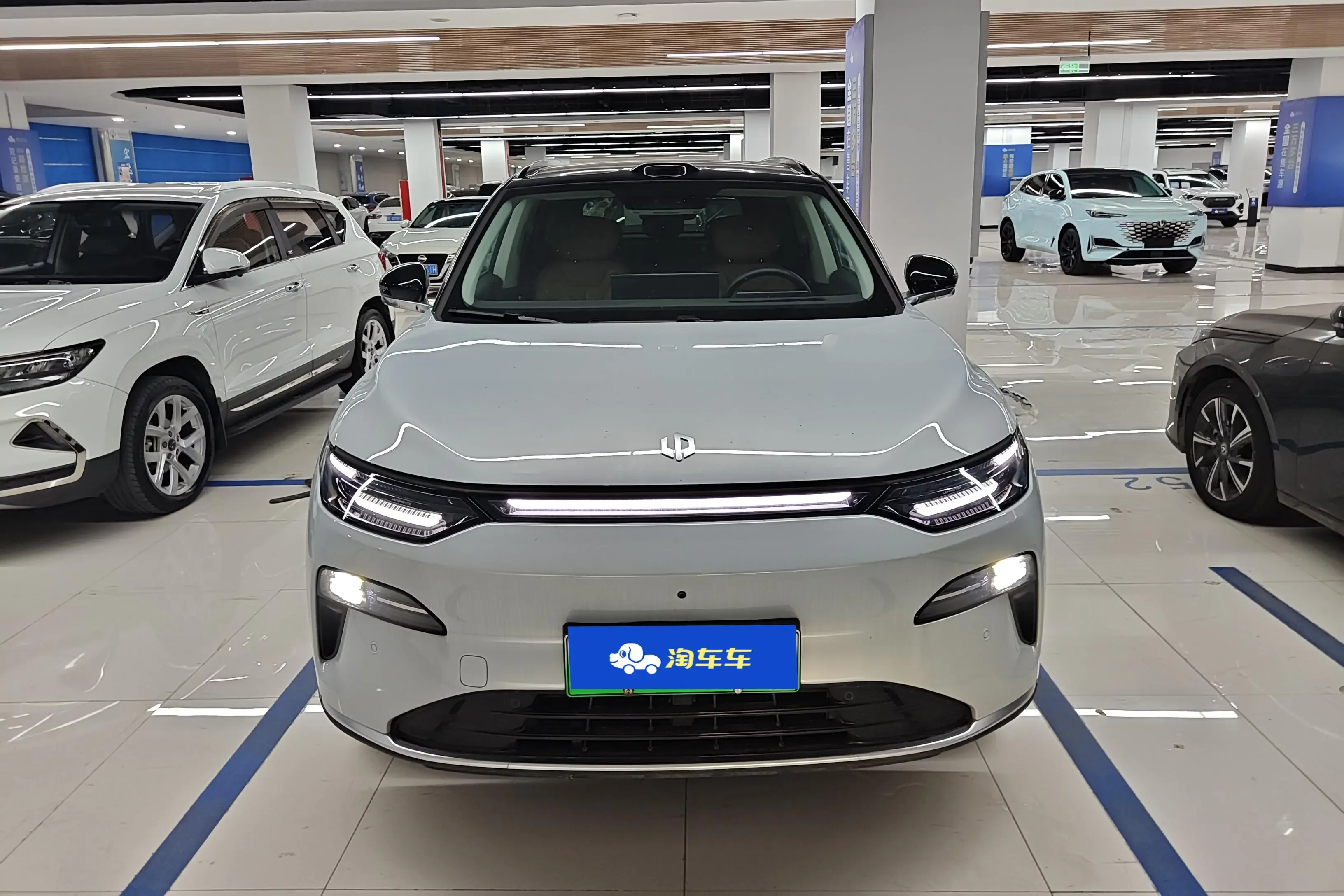 Leapmotor C11