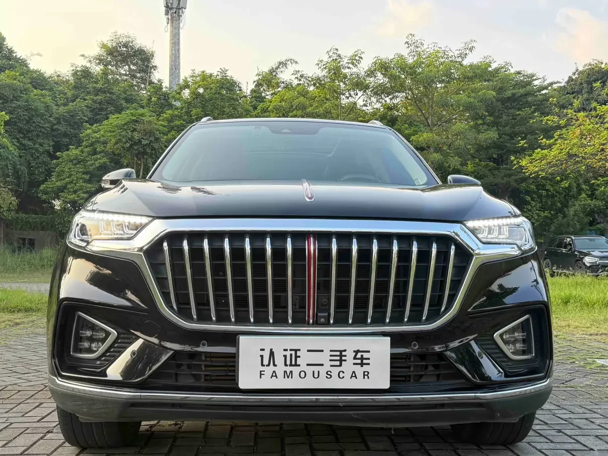 Hongqi HS5