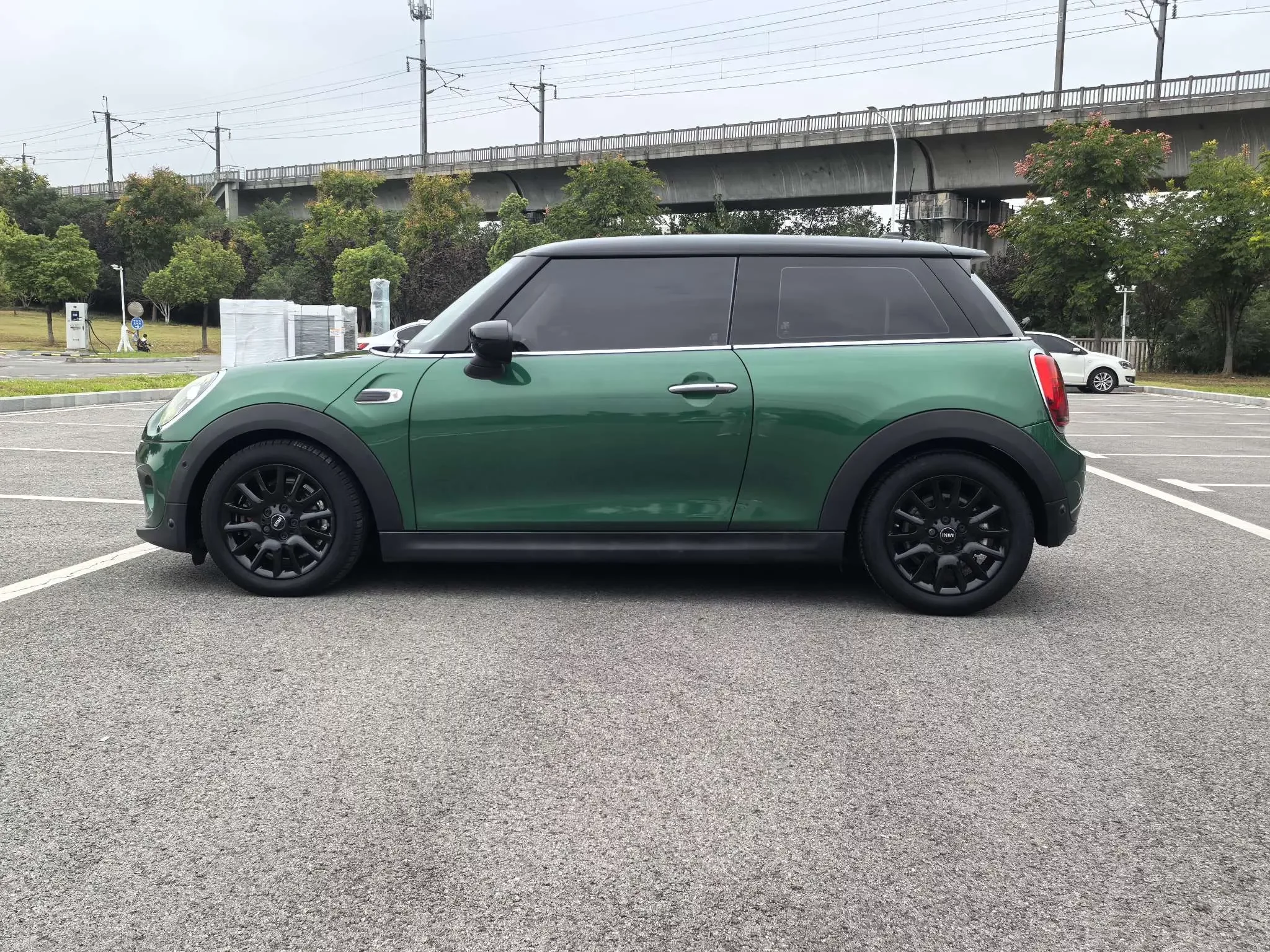 MINI MINI