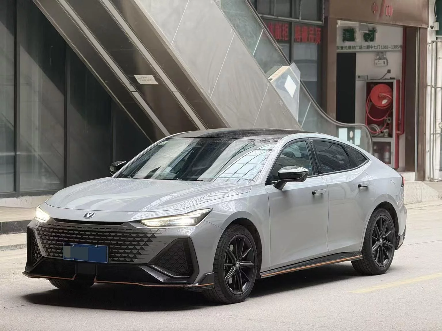 Changan UNI-V