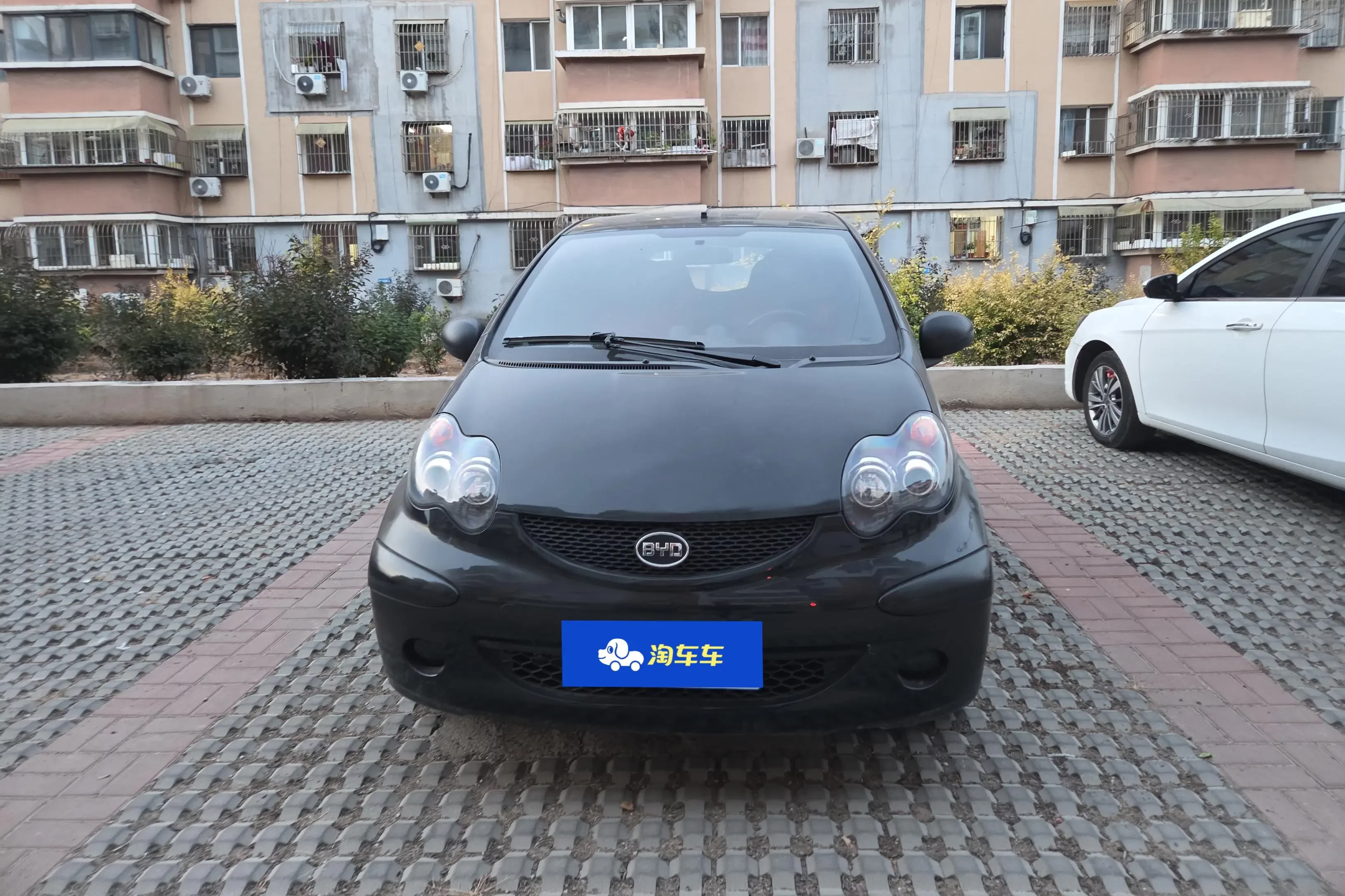 BYD F0