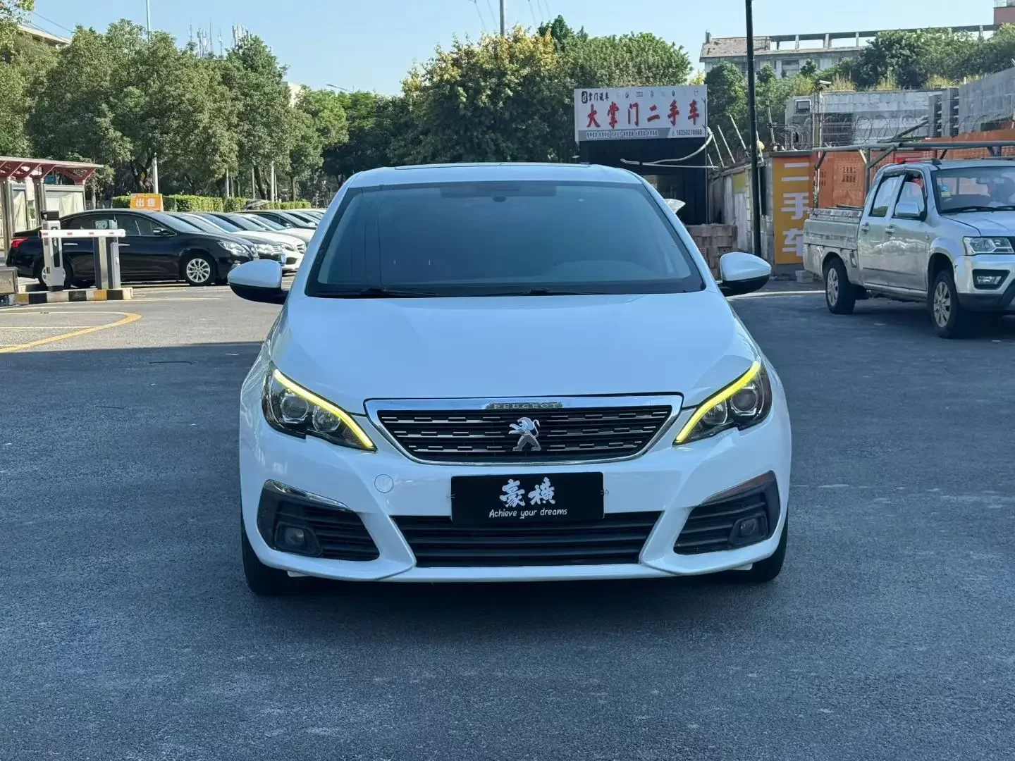 Peugeot 308  из Китая