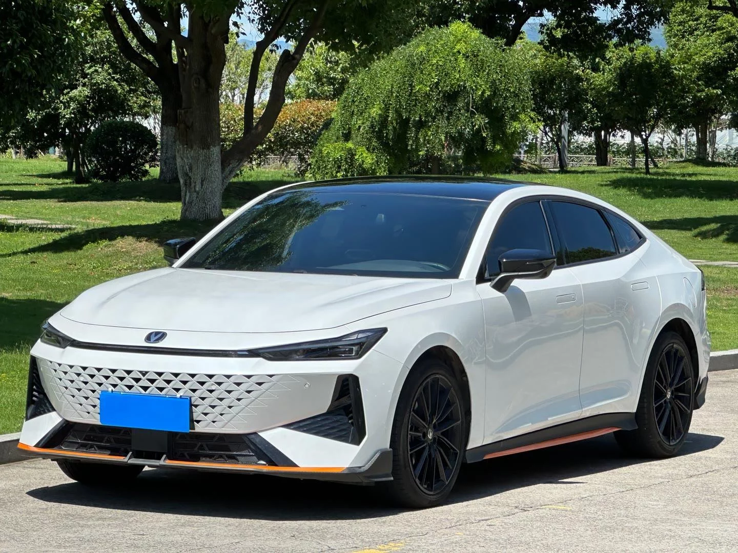 Changan UNI-V