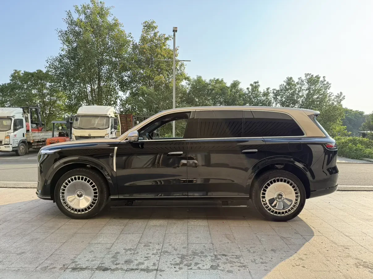 Voyah Tai Shan PHEV