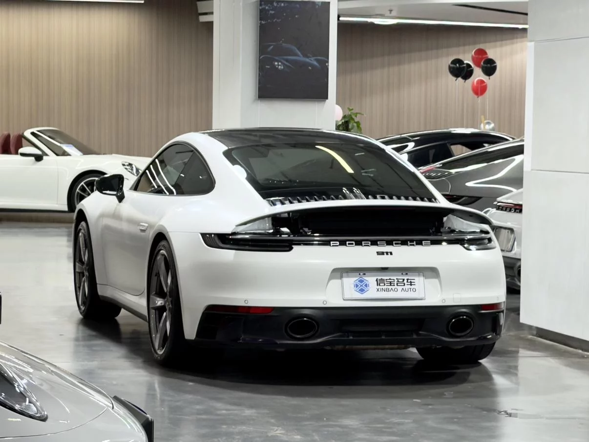 Porsche 911
