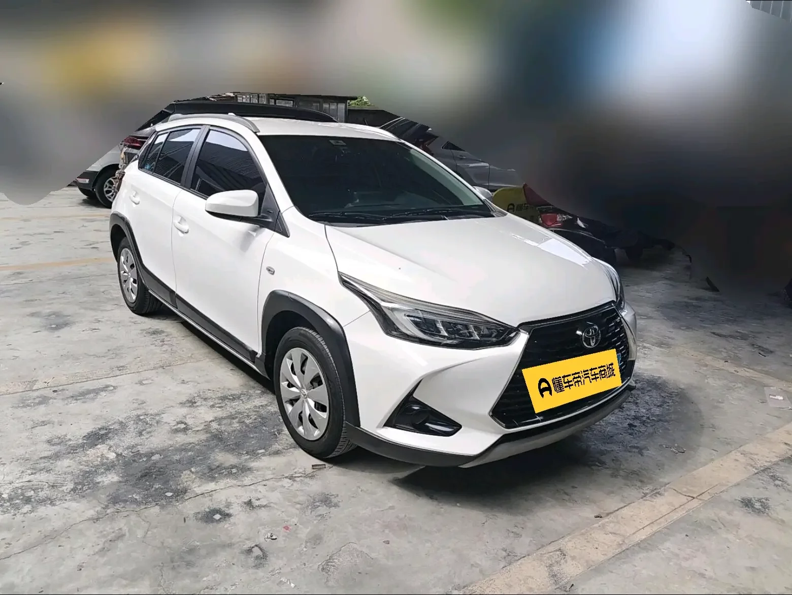 Toyota Yaris L