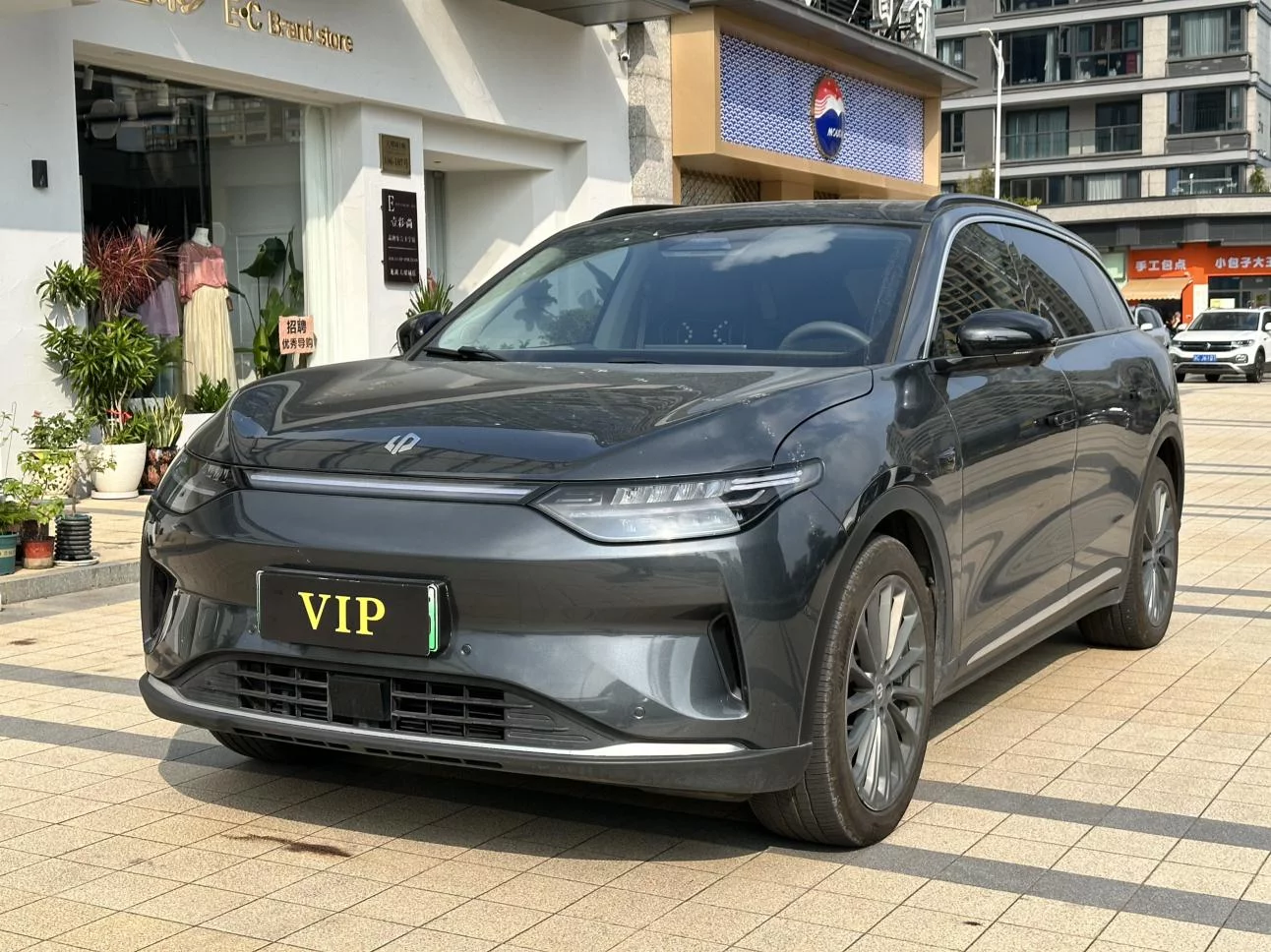 Leapmotor C11
