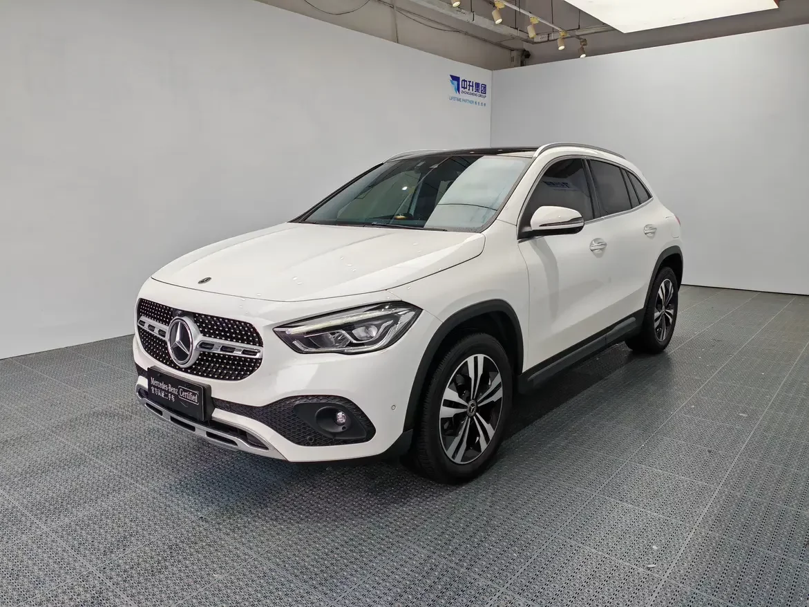 Mercedes-Benz GLA