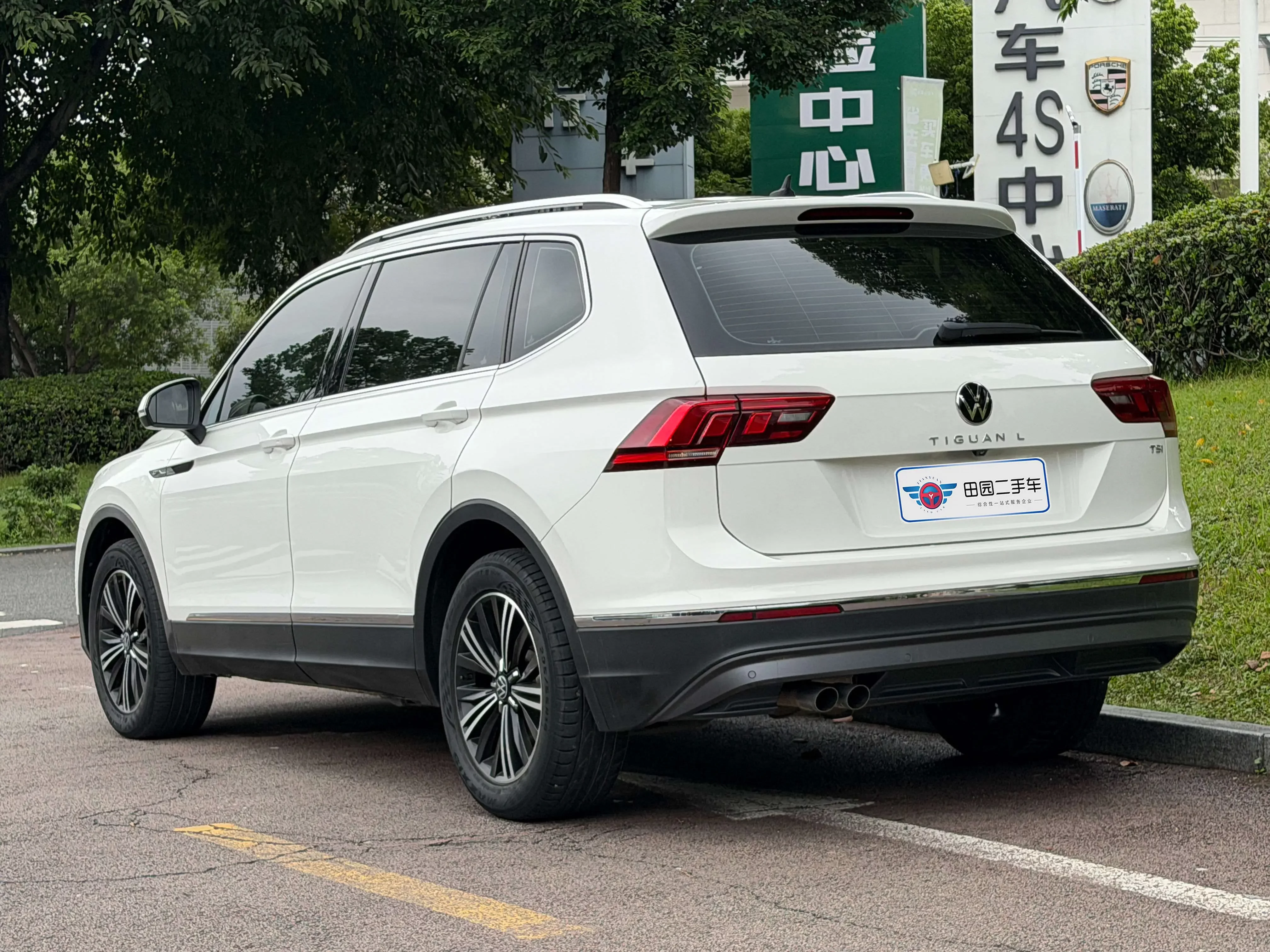 Volkswagen Tiguan L