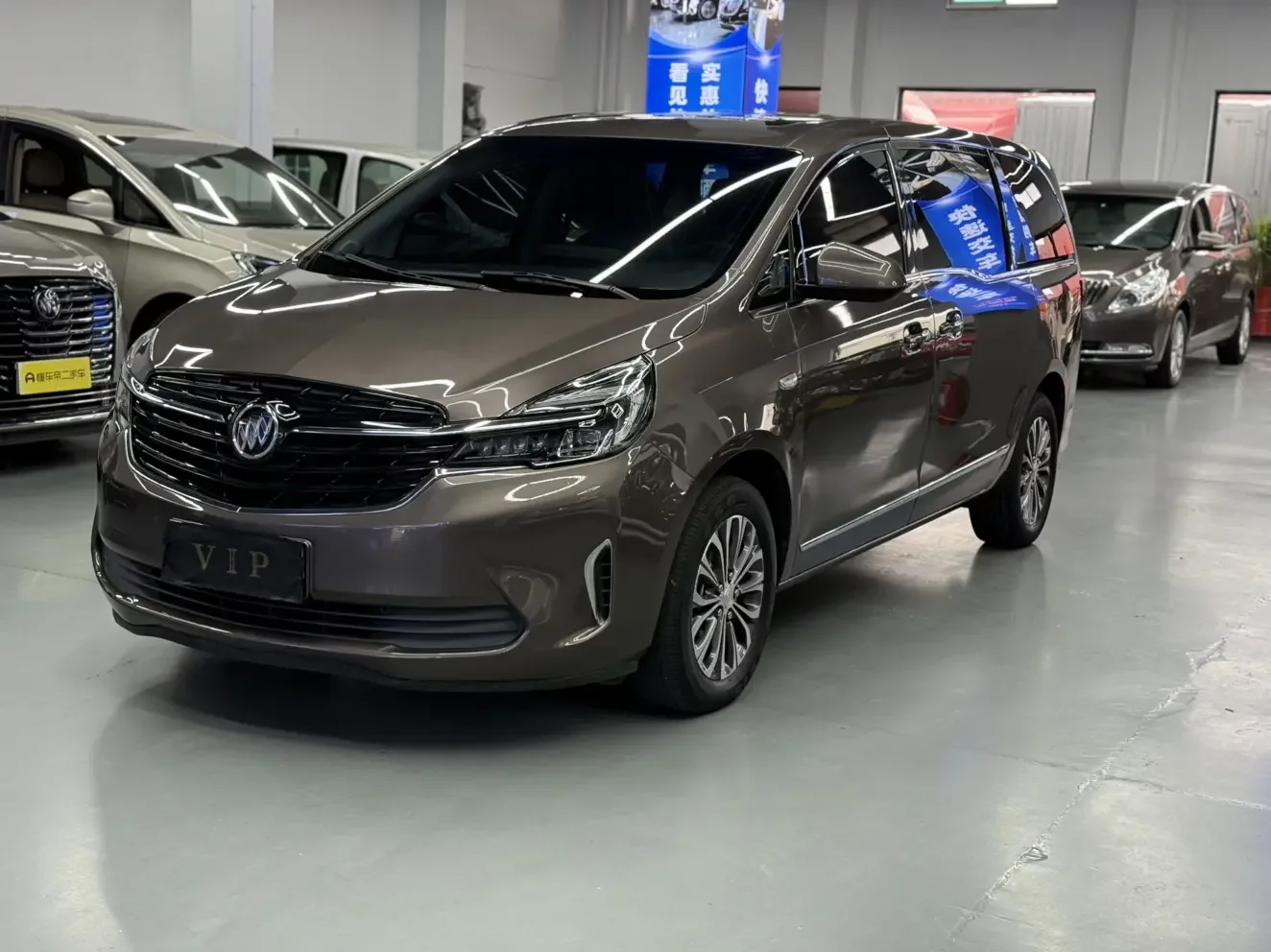 BUICK GL8