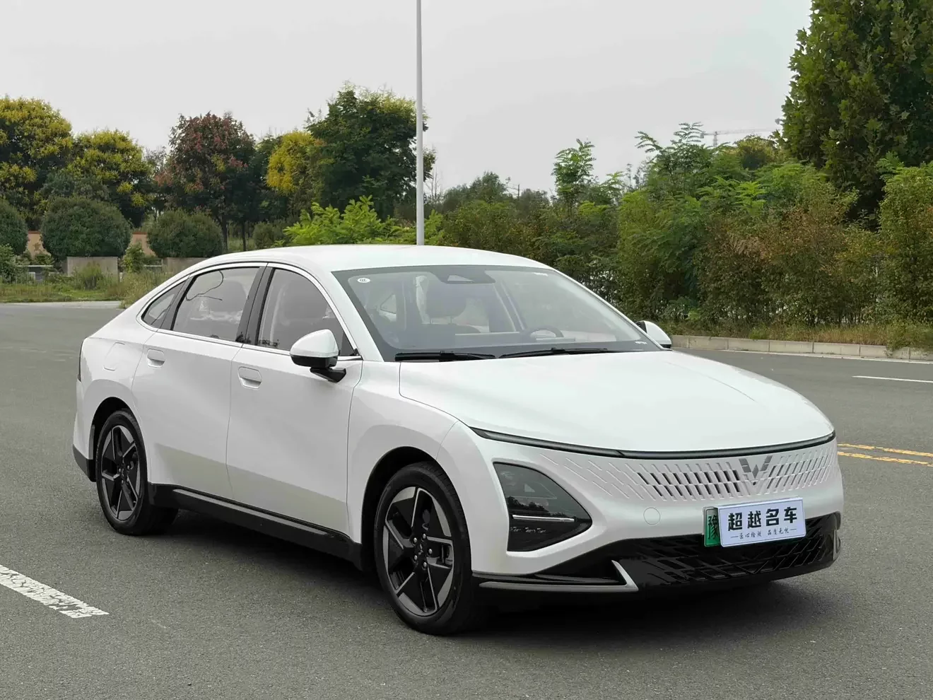 Wuling Starlight PHEV