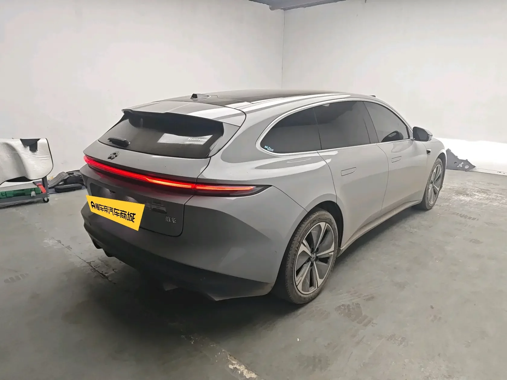 NIO ET5T