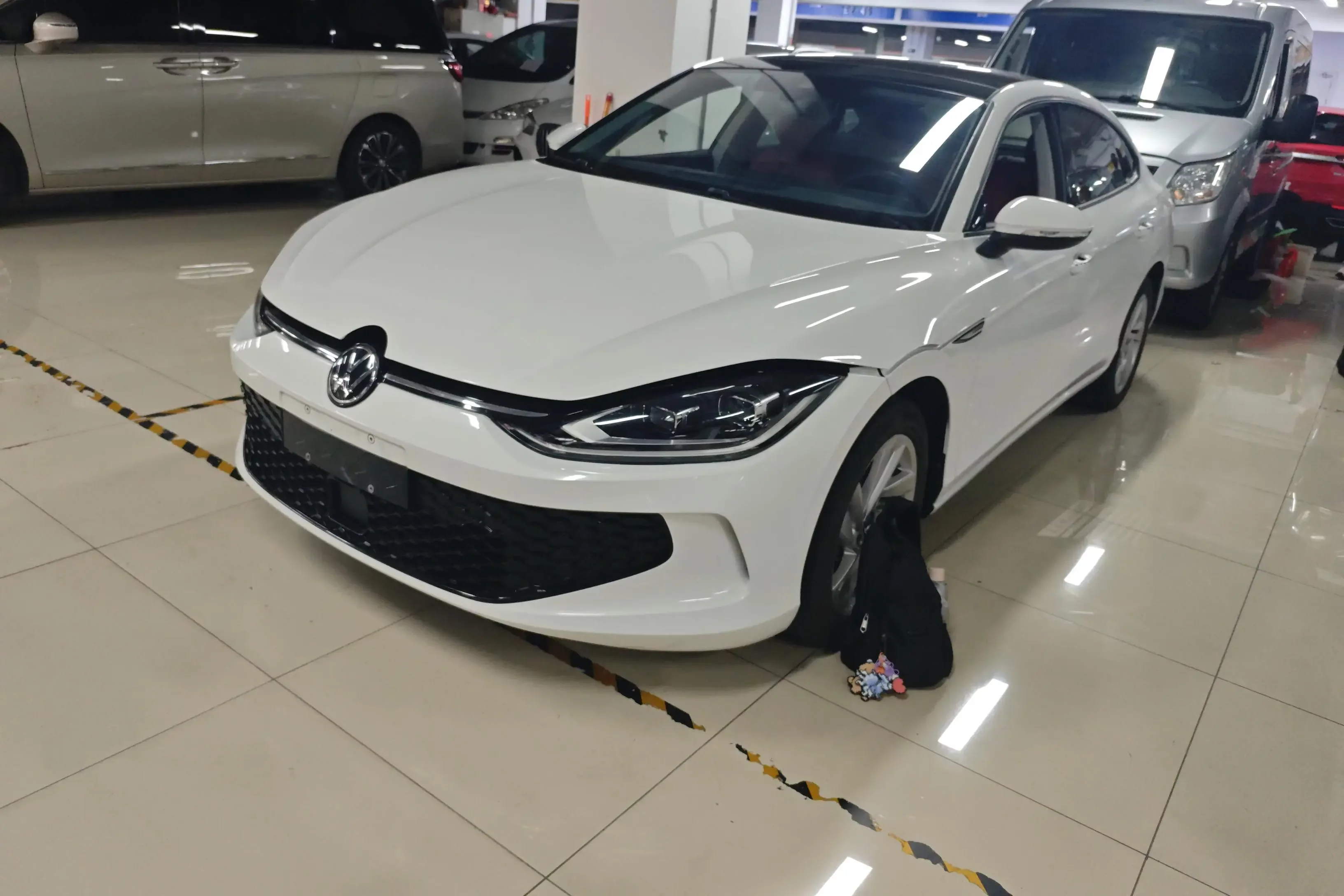VOLKSWAGEN LAMANDO