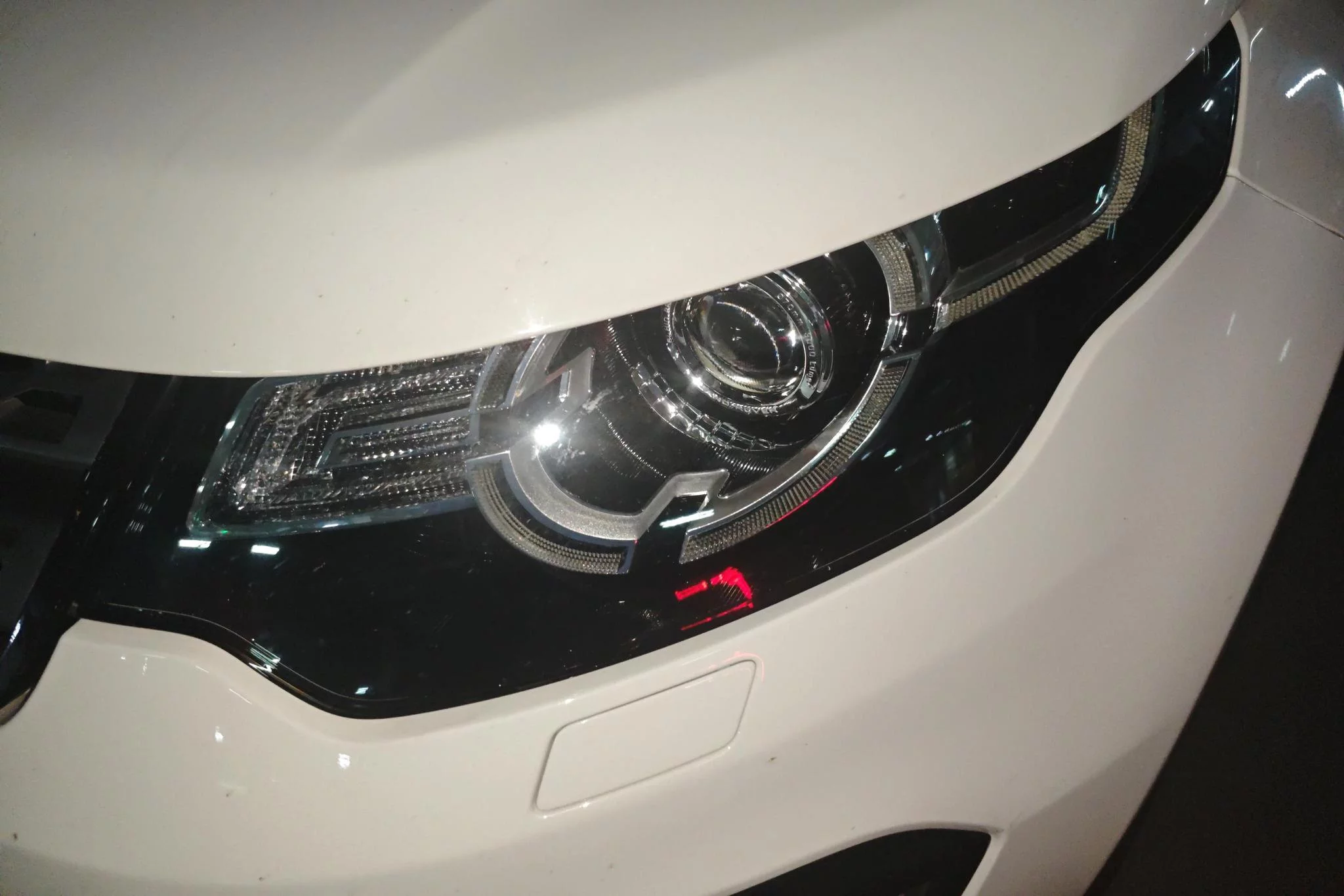 Land Rover Discover the magic