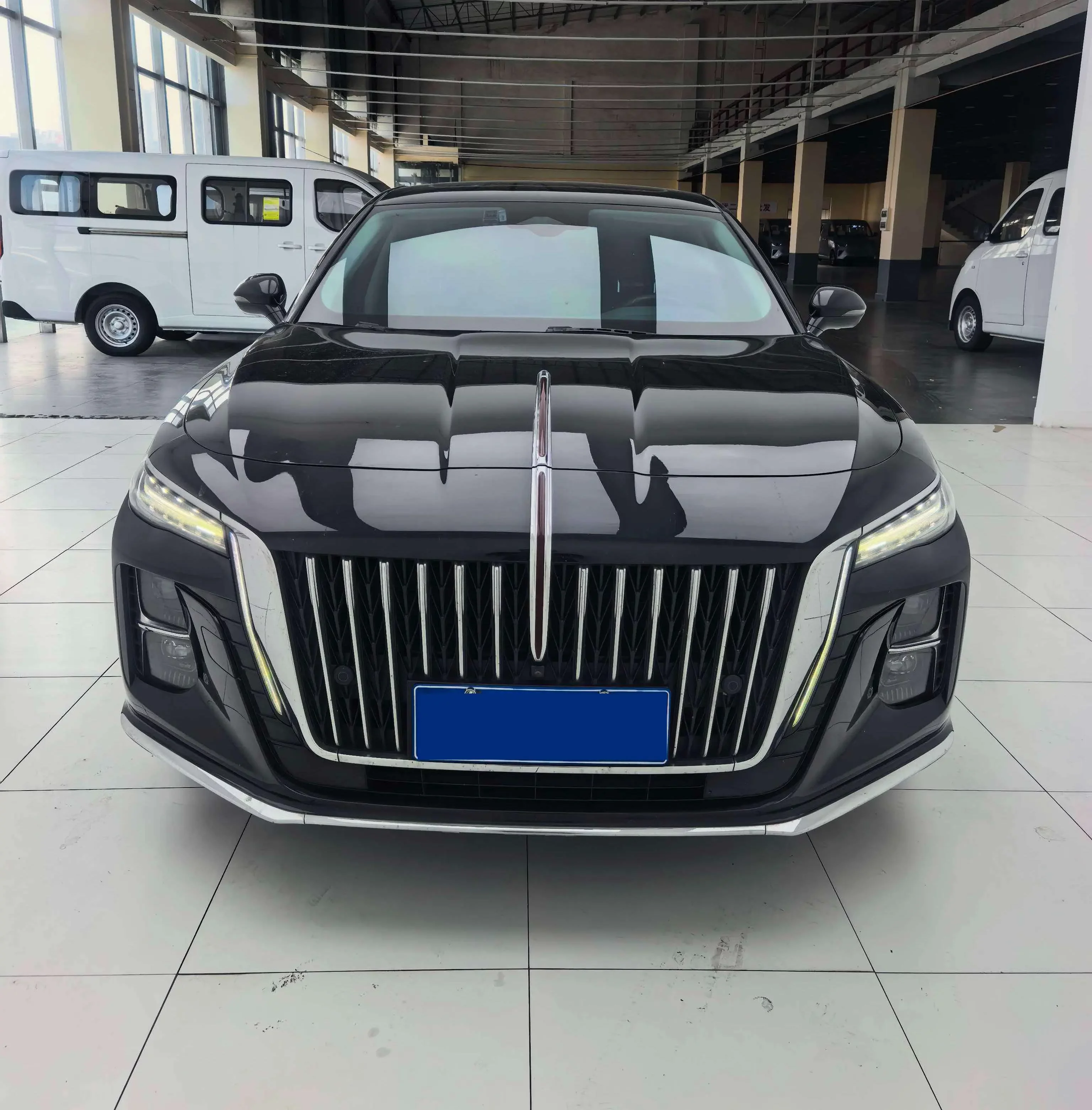 Hongqi H5