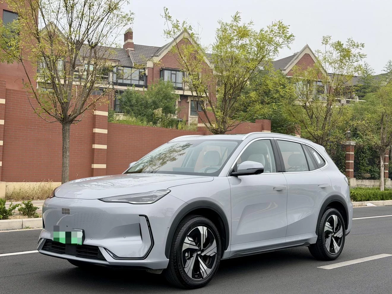 Geely Galaxy E5