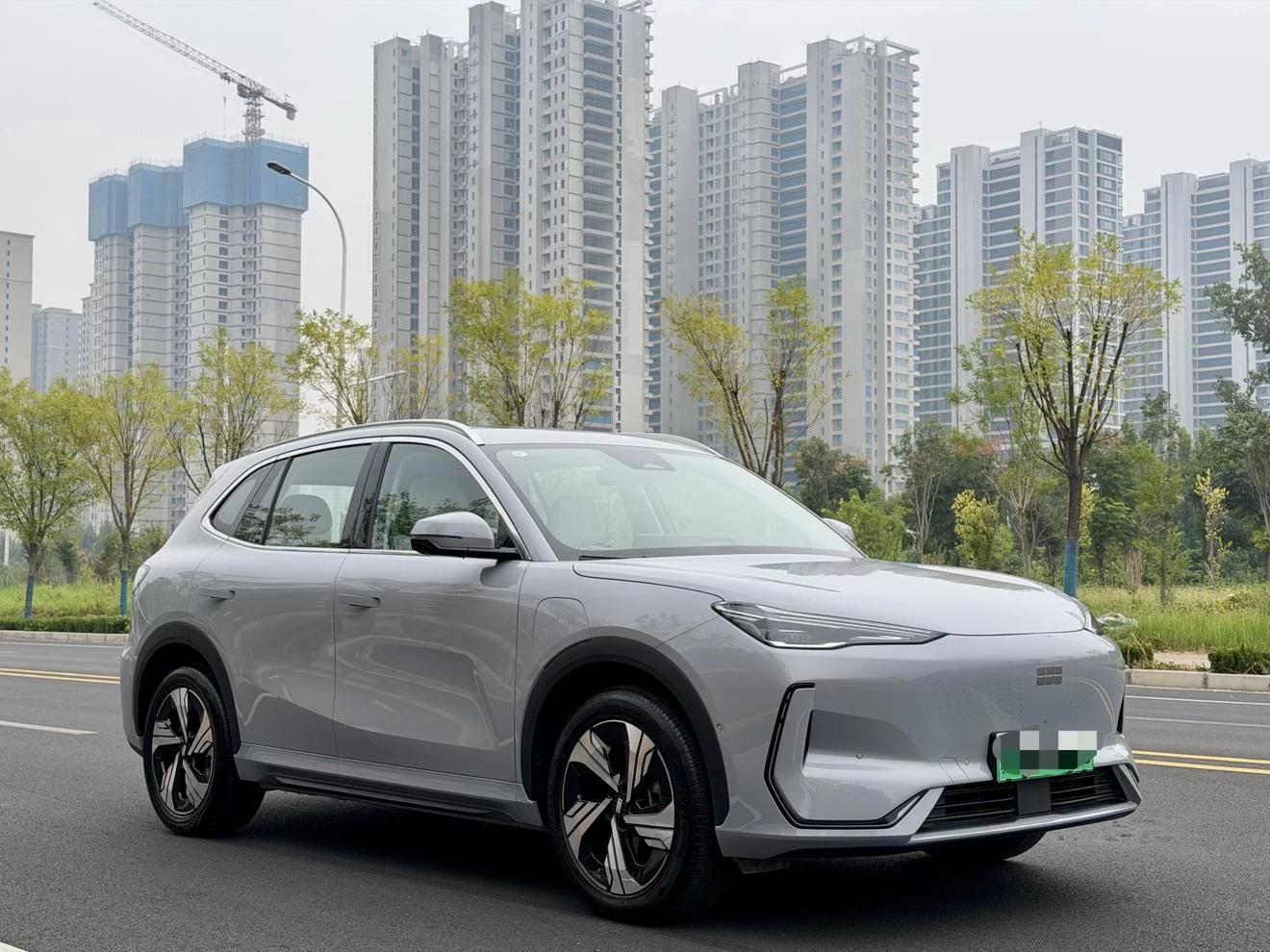 Geely Galaxy E5