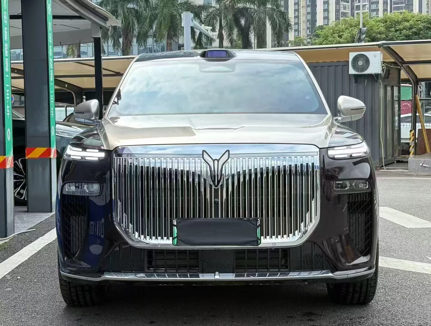 Voyah Tai Shan PHEV
