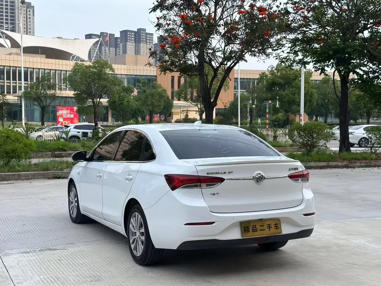 Buick Yinglang
