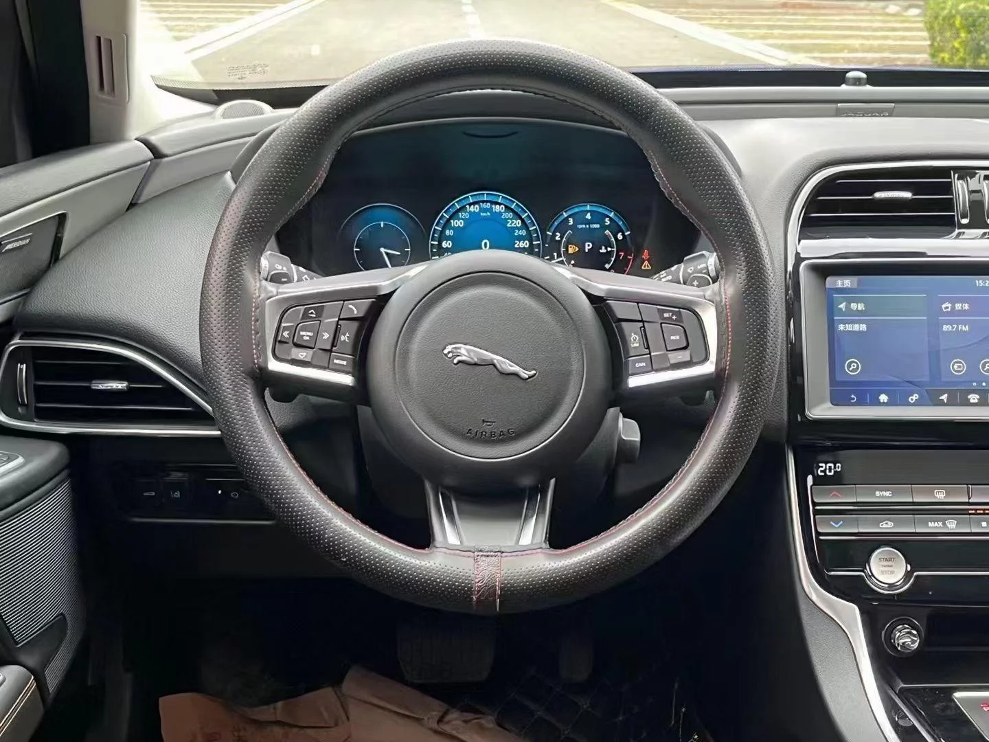 Jaguar XEL