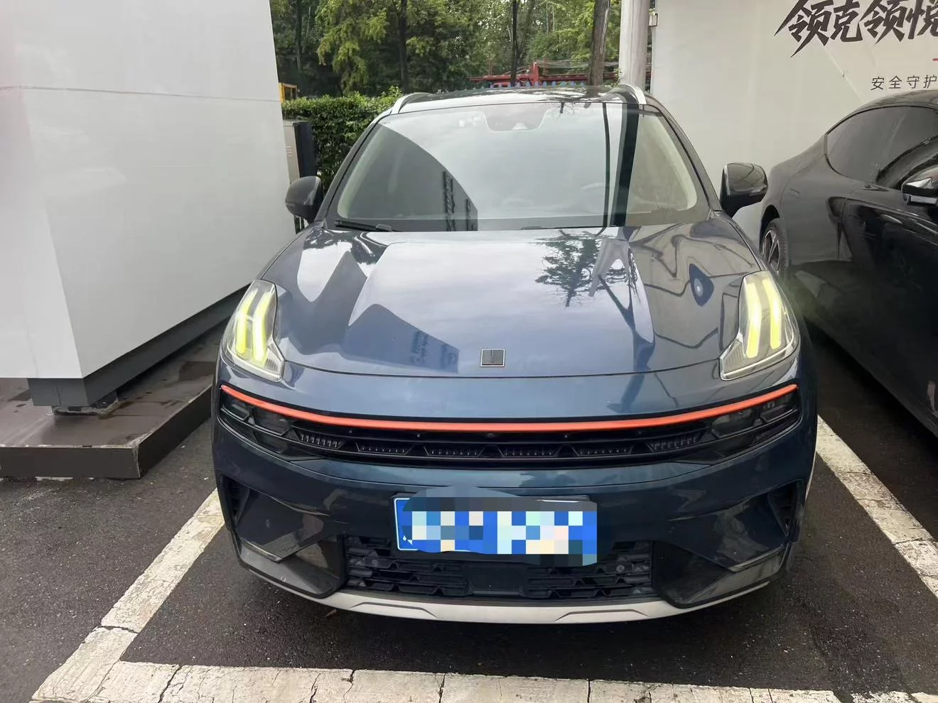 Lynk & Co 06