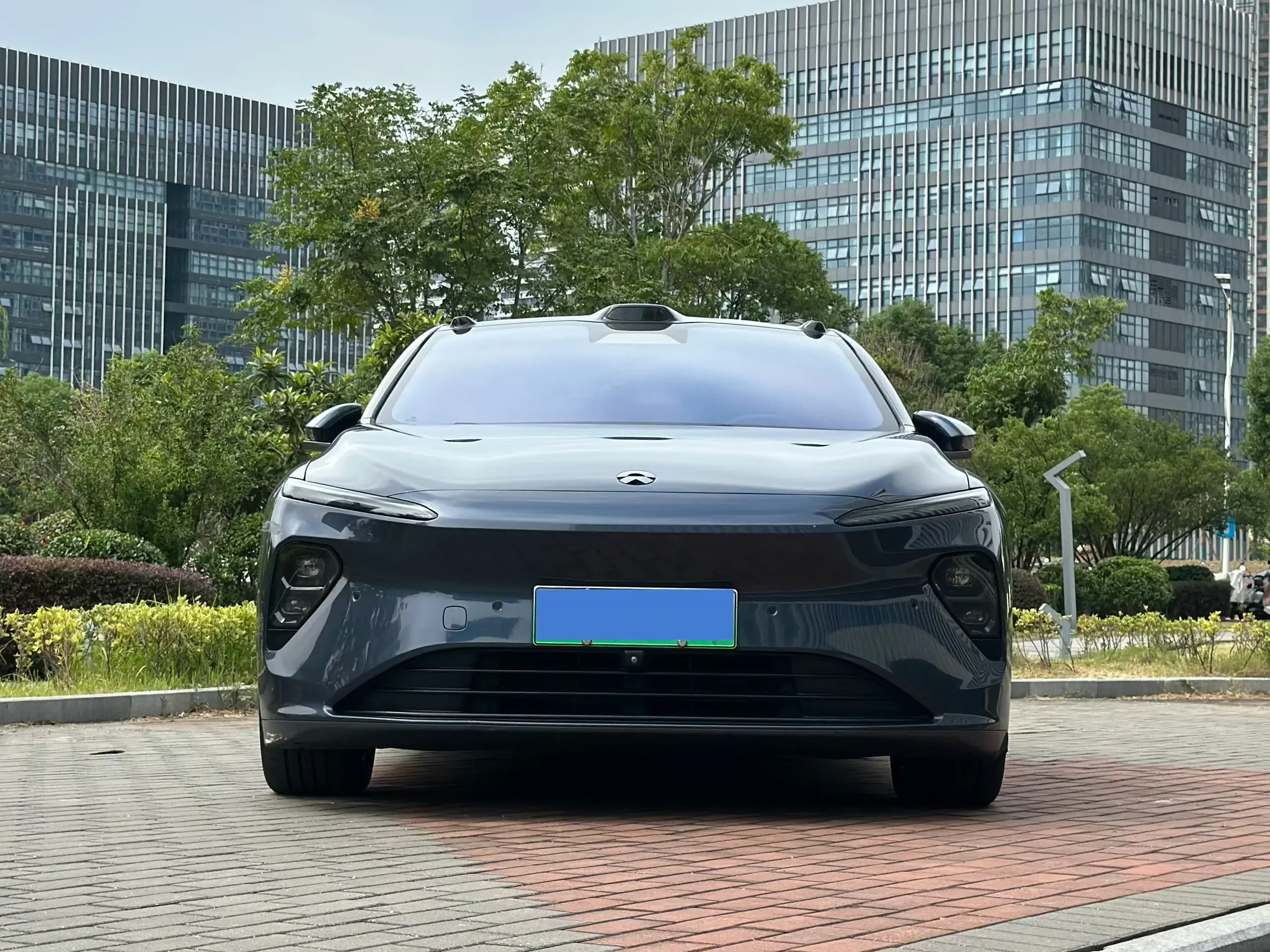NIO ET7