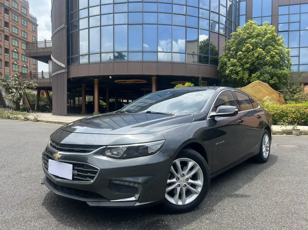 Chevrolet Malibu XL