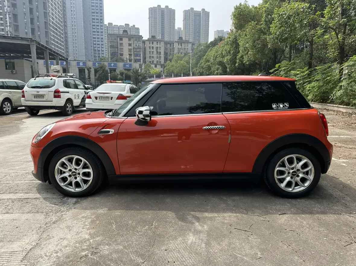 MINI MINI