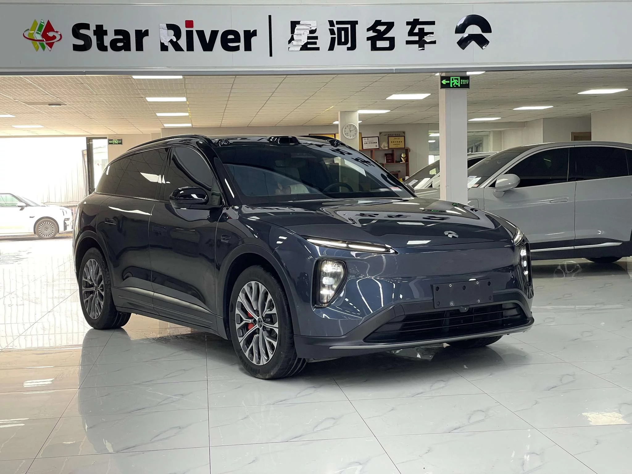 NIO ES6