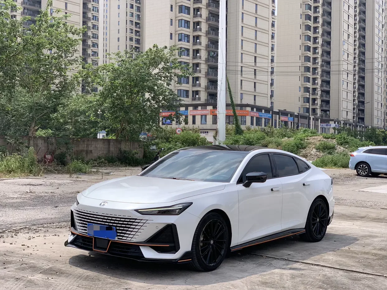 Changan UNI-V