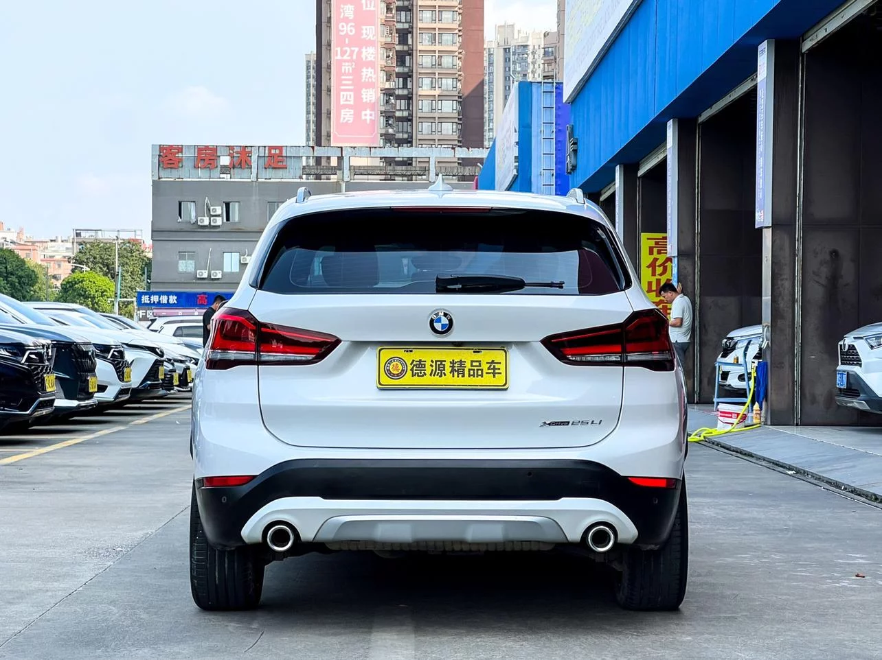 BMW X1