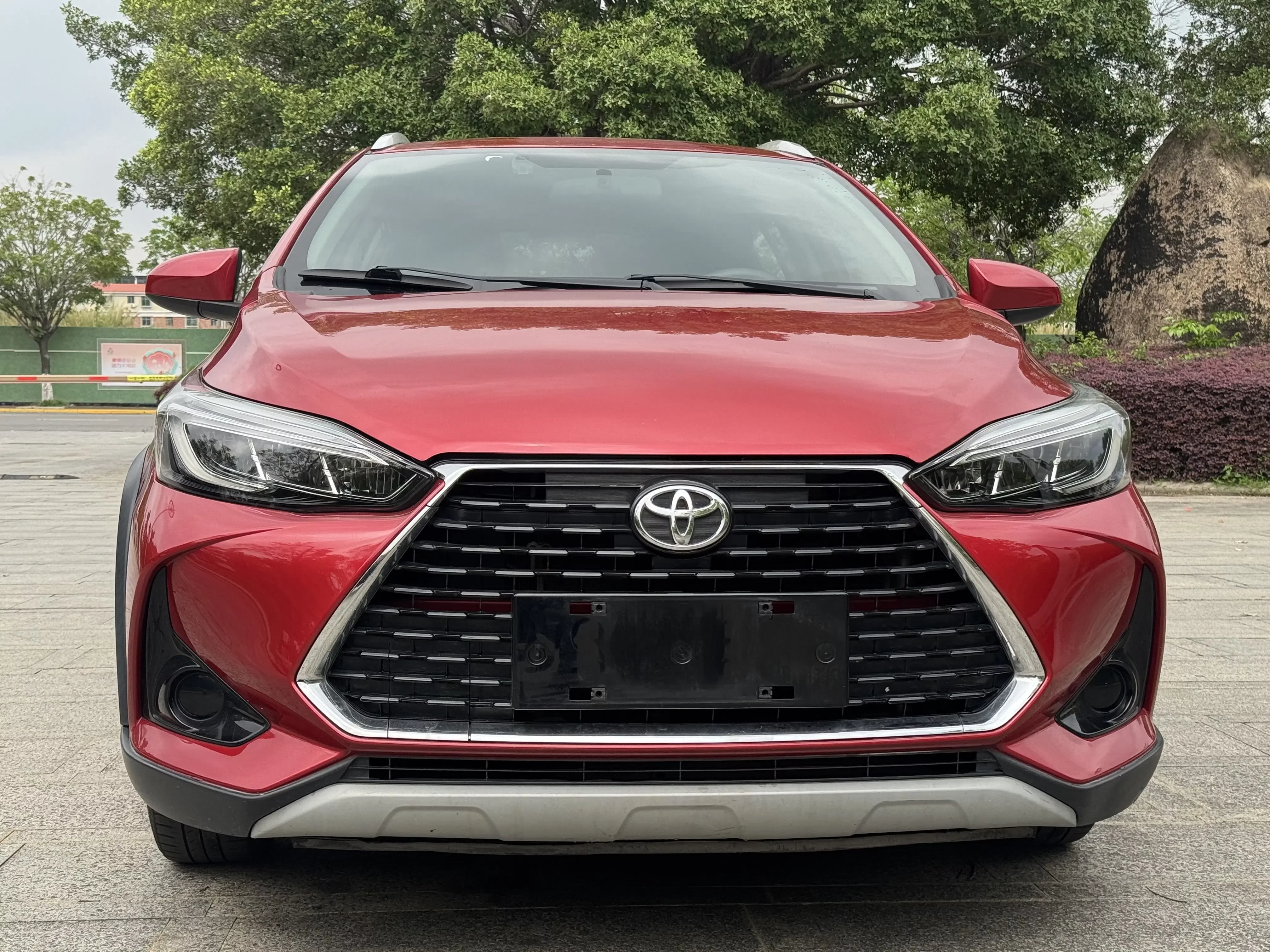 Toyota Yaris L