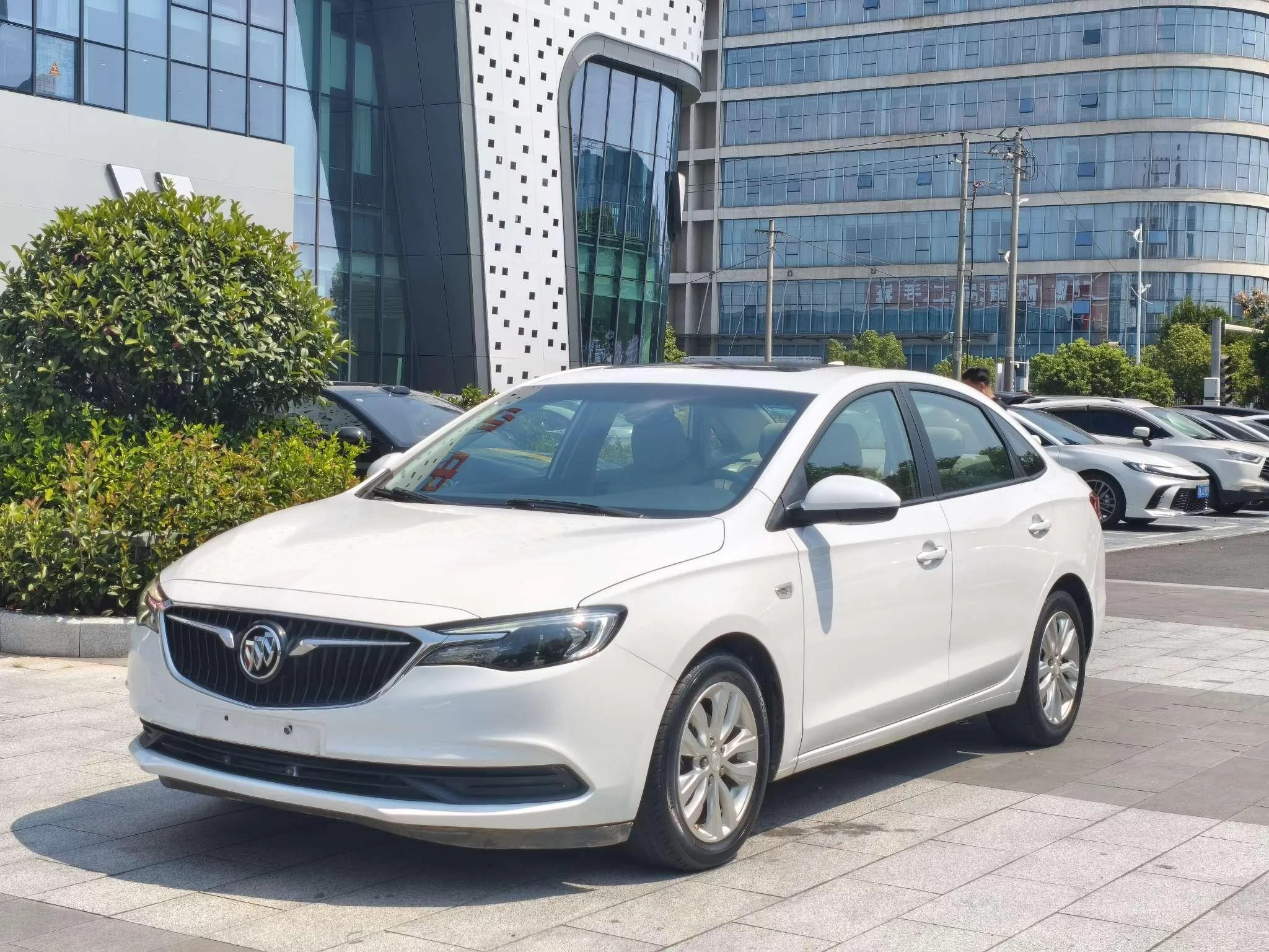 Buick Yinglang