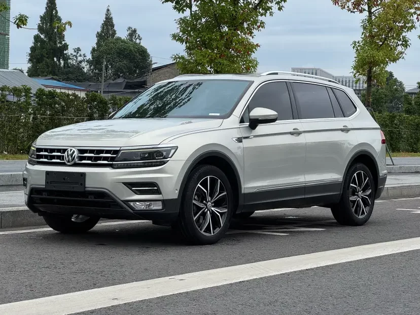 Volkswagen Tiguan L