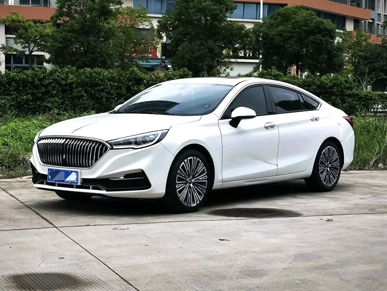 Hongqi H5 classic