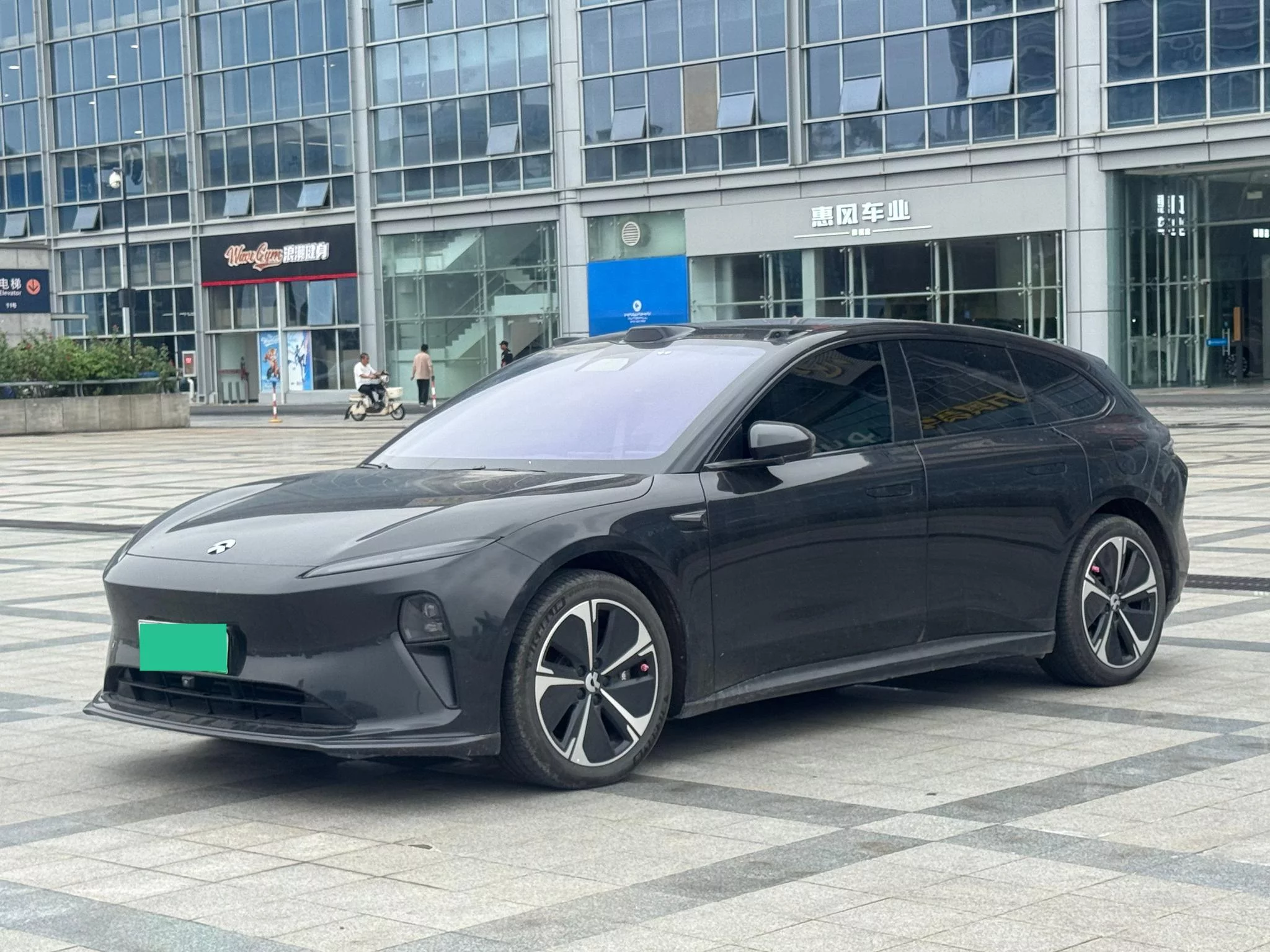 NIO ET5T